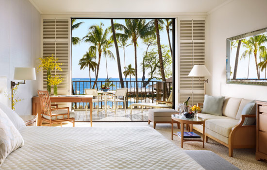 Halekulani's Ocean Front guestroom