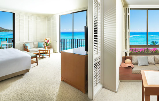Halekulani's Diamond Head Junior Suite