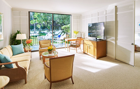 Halekulani's Poolside Suite