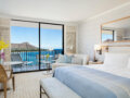 Diamond Head Ocean Front Prime King Bed