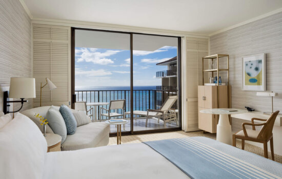 Ocean front King bed