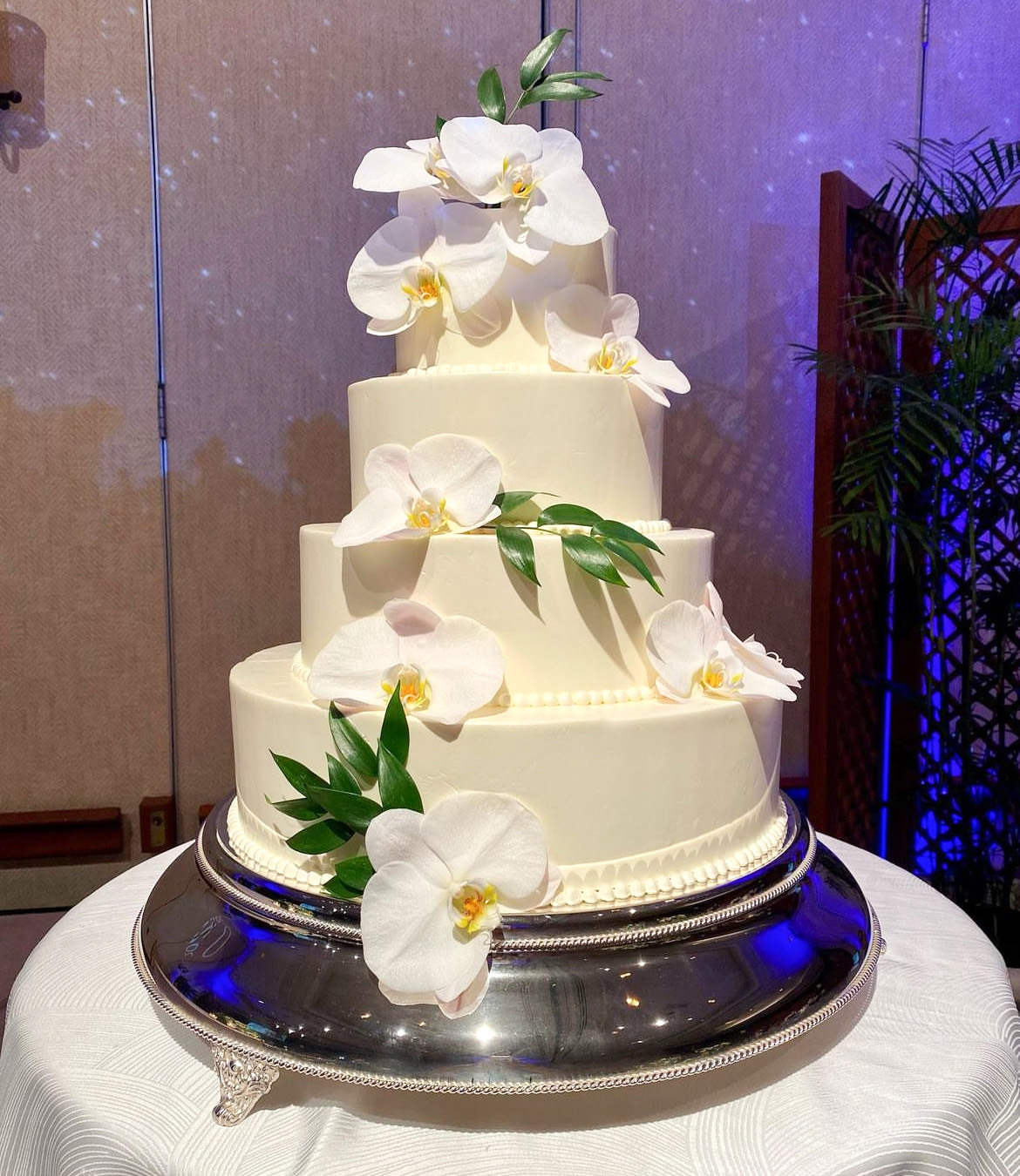 Custom Wedding Cake Florals